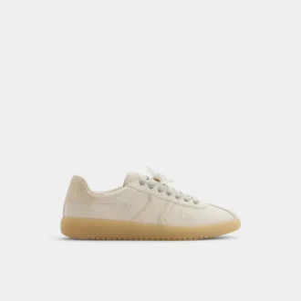 Adidași Chicsneaker, talpă cupă