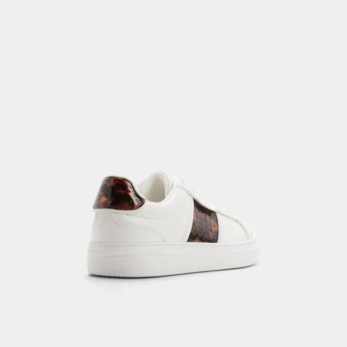 Adidași Courtline cu talpă joasă, talpă Cup