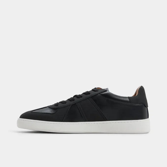 Adidași joși Fender