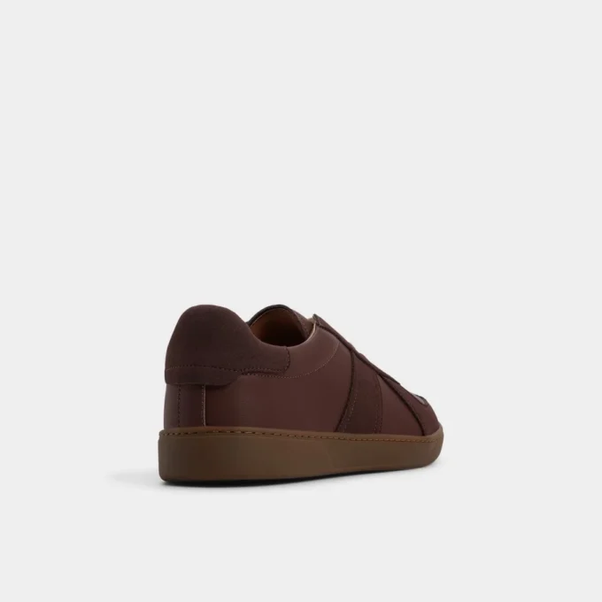 Adidași joși Fender