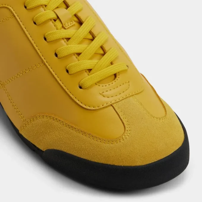 Adidași joși Kickoff