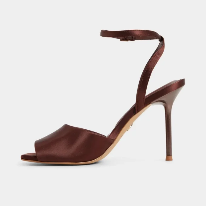 Kaiasien Sandale cu toc și curele, toc stiletto Kaiasien Sandale cu toc și curele, toc stiletto