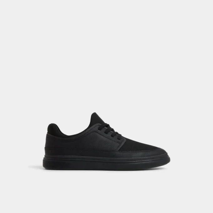 Kurtis Adidași cu talpă joasă, talpă cupă Kurtis Adidași cu talpă joasă, talpă cupă