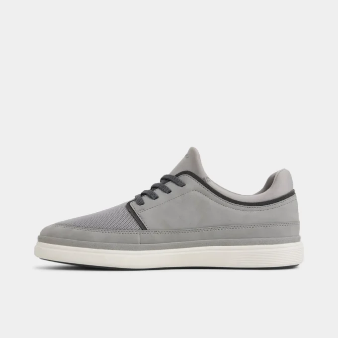 Kurtis Adidași cu talpă joasă, talpă cupă Kurtis Adidași cu talpă joasă, talpă cupă