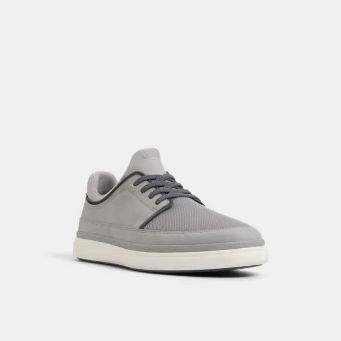 Kurtis Adidași cu talpă joasă, talpă cupă Kurtis Adidași cu talpă joasă, talpă cupă