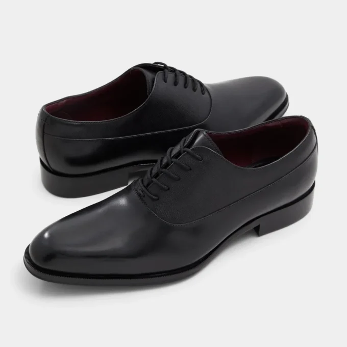 Pantofi Oxford eleganți