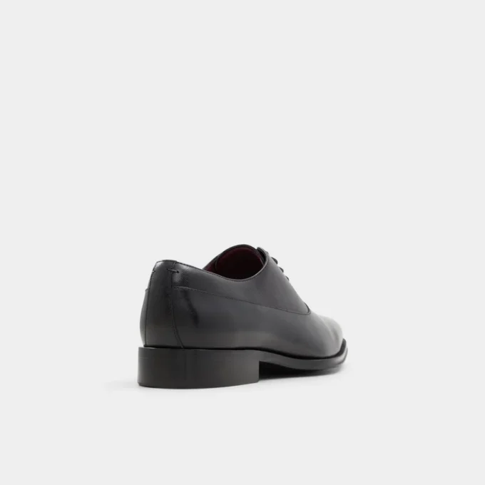 Pantofi Oxford eleganți