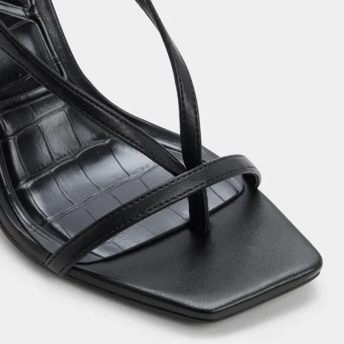 Sandală cu toc și curele Sparks, toc stiletto Sandală cu toc și curele Sparks, toc stiletto