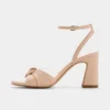 Sandale cu toc gros și curele Angelknot