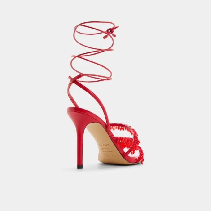 Sandale cu toc și curele în stil Flaming, toc stiletto Sandale cu toc și curele în stil Flaming, toc stiletto