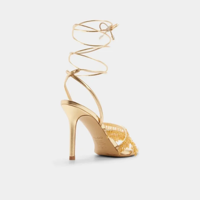Sandale cu toc și curele în stil Flaming, toc stiletto Sandale cu toc și curele în stil Flaming, toc stiletto