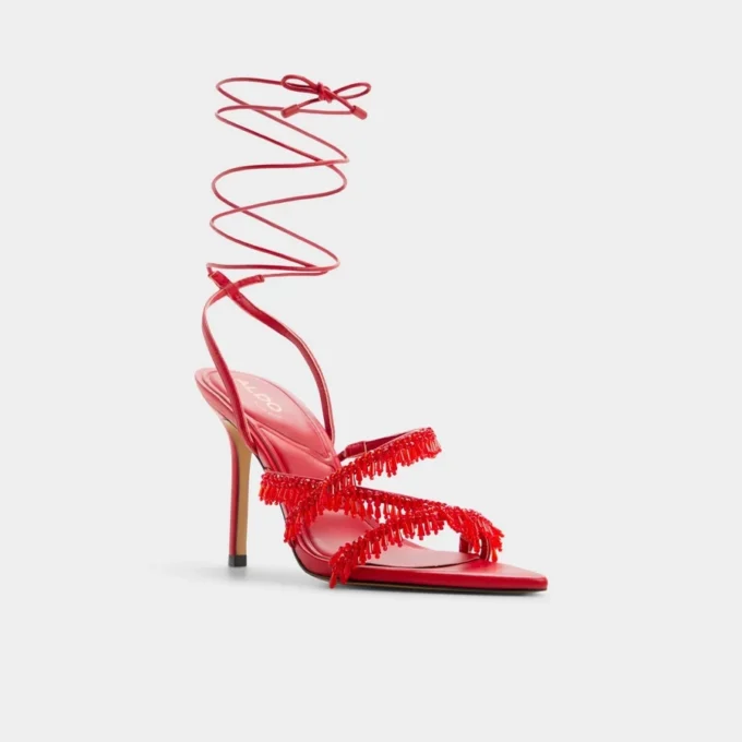 Sandale cu toc și curele în stil Flaming, toc stiletto Sandale cu toc și curele în stil Flaming, toc stiletto