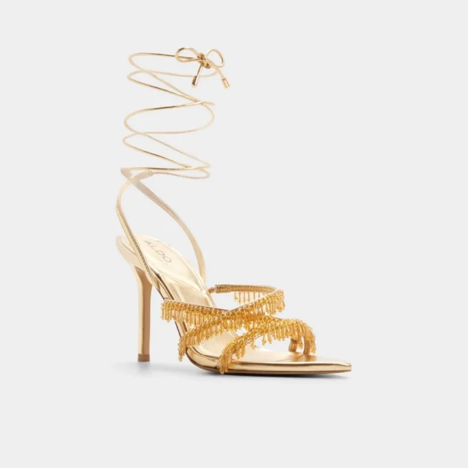 Sandale cu toc și curele în stil Flaming, toc stiletto Sandale cu toc și curele în stil Flaming, toc stiletto